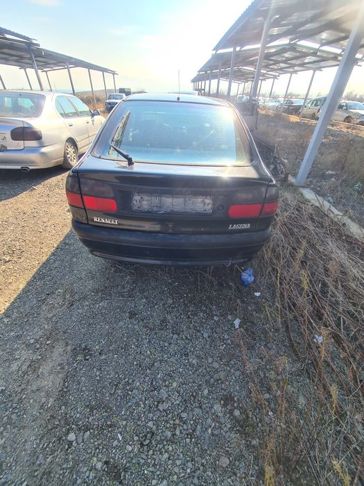 Рено Лагуна 1.8 86 кс 1994г на части