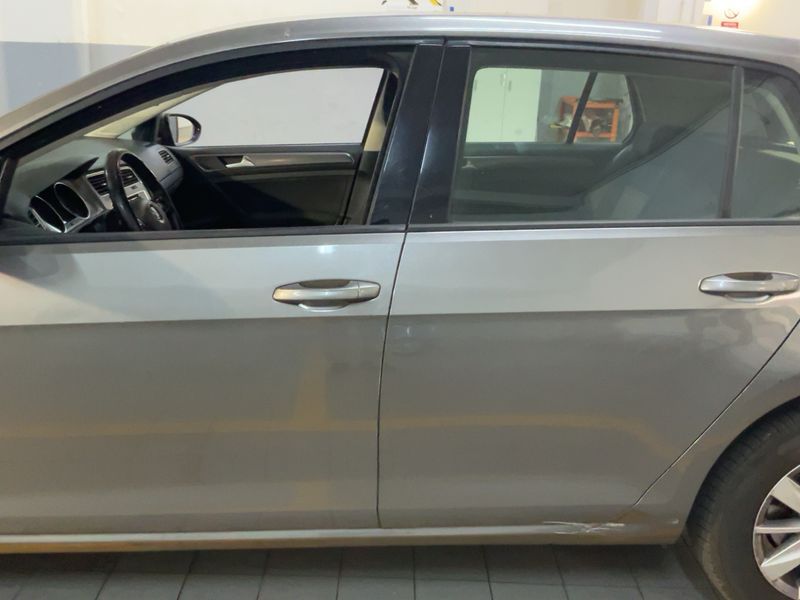 Volkswagen Golf VII 1.6 TDI Business BlueMotion Tech 2013