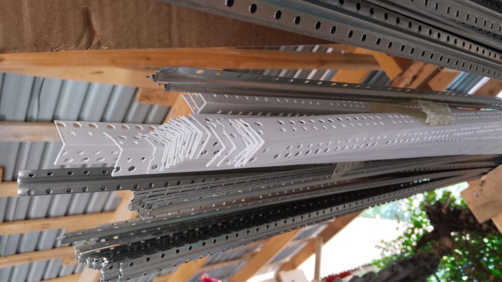 Профиль, направляющий, гипсокартон, шурупы