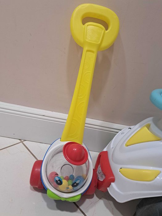 Кола за бутане fisher price