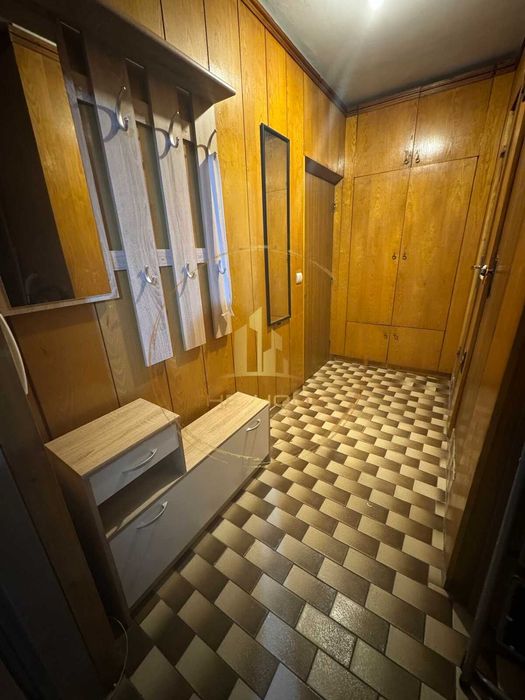 Дава се под наем Тристаен апартамент в Варна, Цветен квартал - 70 кв.м за 375 € - Снимка #6