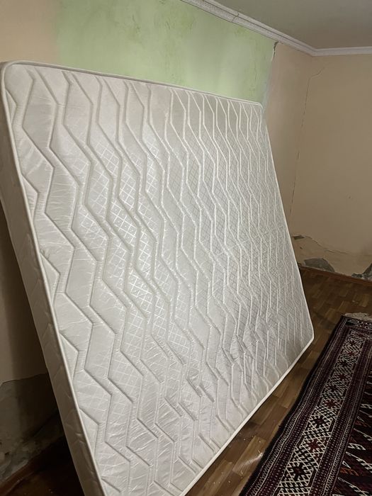 Продаю матрас чистый новый