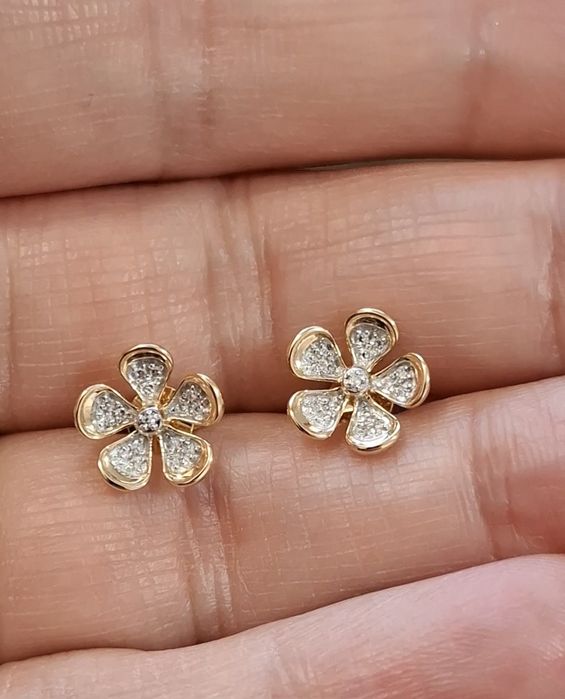 Cercei aur 14k diamante naturale