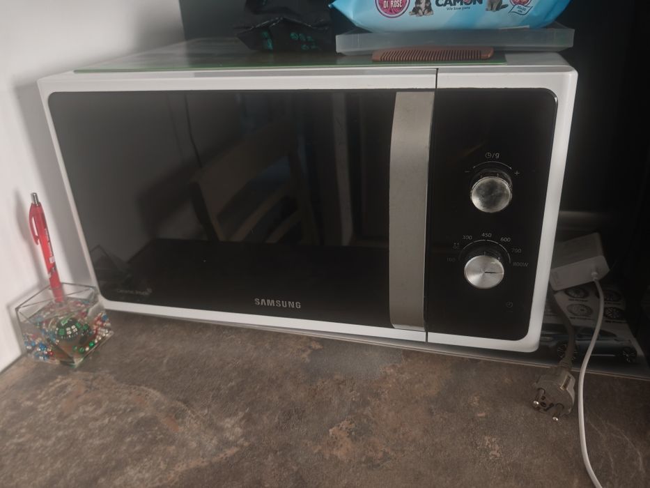 Cuptor cu microunde Samsung