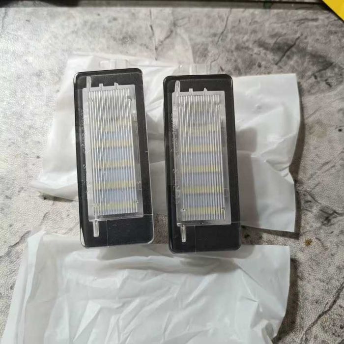 Lampi Numar LED Portbagaj Dacia Renault Duster Logan Lodgy, ALB RECE