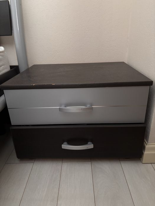 Продам тумбы 2 шт.