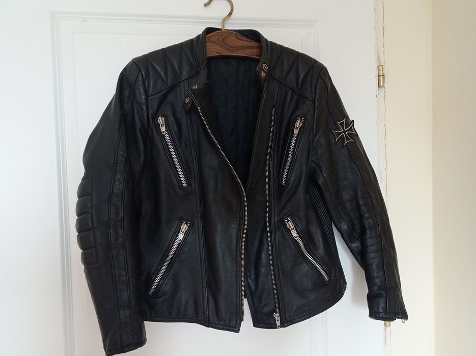 Дамско мото яке от естествена кожа – байкър / рок стил, черно