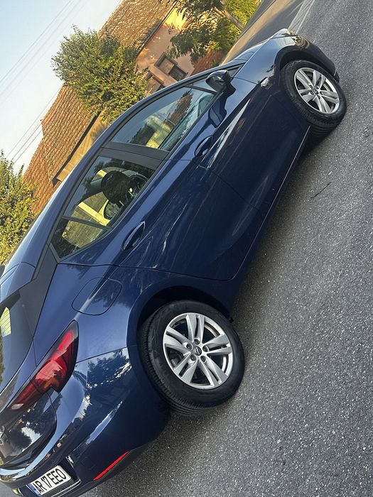 Opel Astra K -1.5 Diesel 2021-Full Option