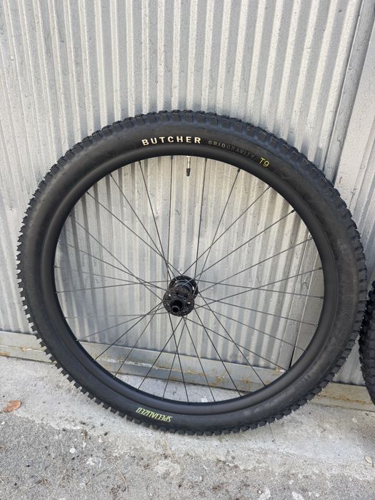 Vand roti pe 29” specialized impecabila