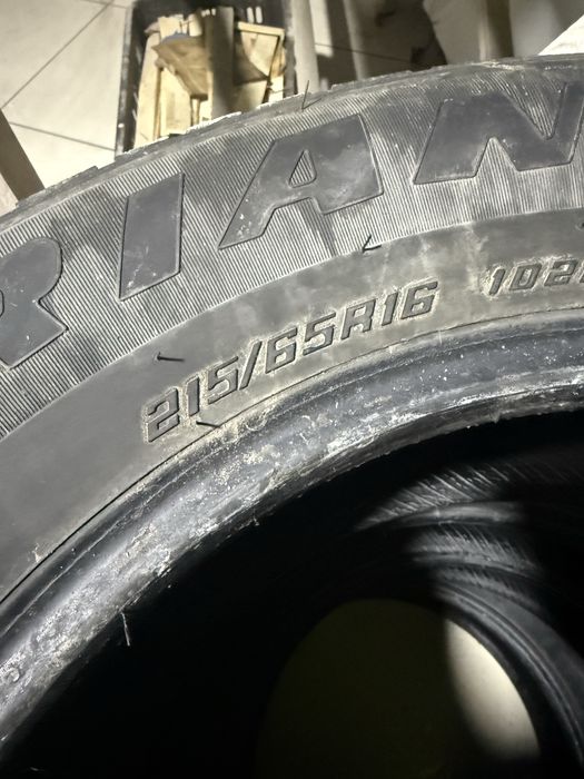 Продам шины зима 215/65/16