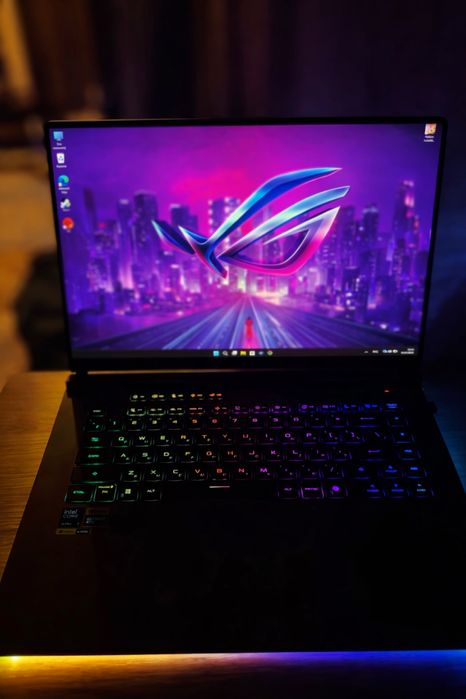 Ноутбук Asus Rog Strix G16, RTX5070Ti, Core Ultra 7 255HX, 16RAM, 1TB