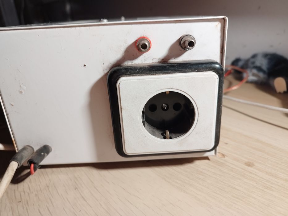 Непрекъсваемо захранване  за отоплителни инсталации  НПЗ 102Т