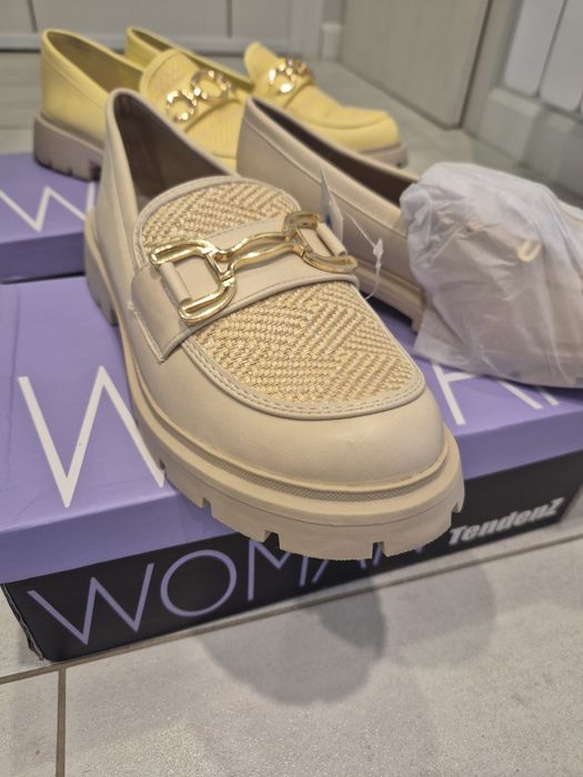 Два чифта обувки естествена кожа Tendenz 39  номер