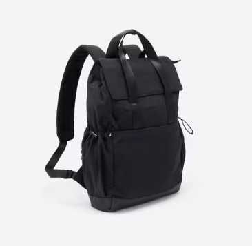 Промазана 10 л раница с джоб за компютър (налична в различни цветове)