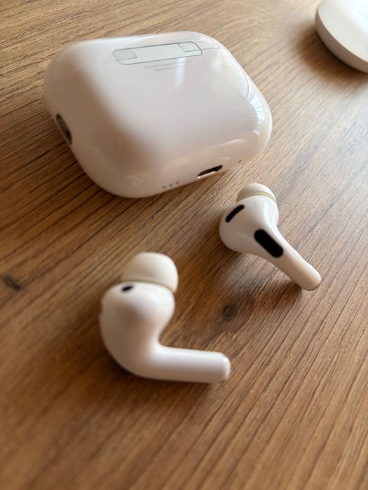 Apple AirPods Pro 3 - Garanție 1 An - Super Preț