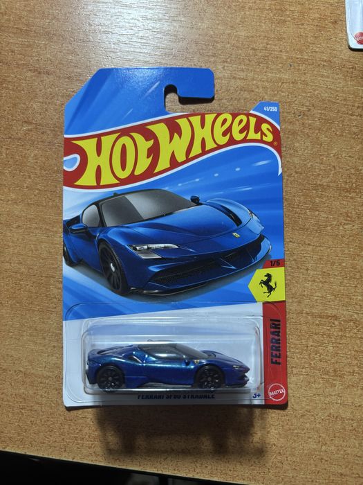 Машинки Hotwheels