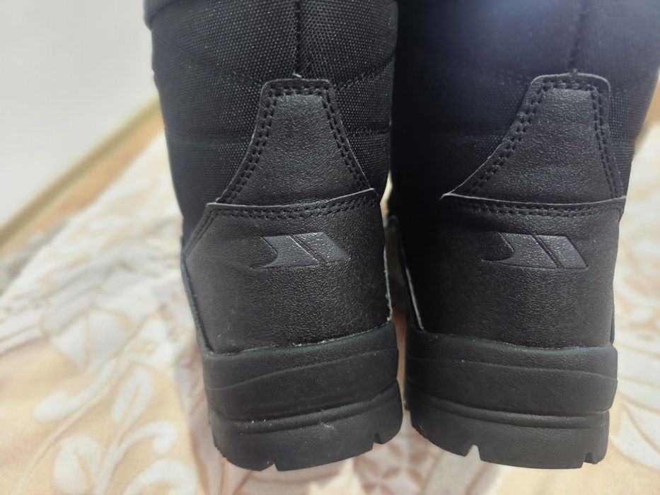 Ghete de zapada Trespass