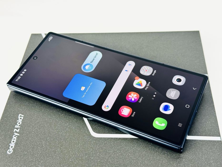 НОВ! Samsung Galaxy Z Fold 7 5G 256GB 12RAM Jetblack 2г. Гаранция