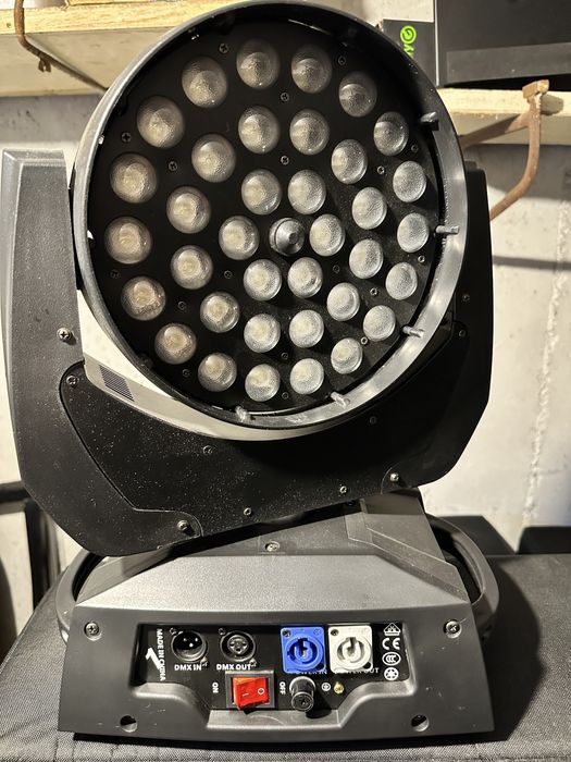 Moving head wash 36x18