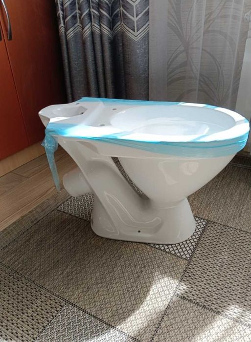 Продам Новый Унитаз SANITA