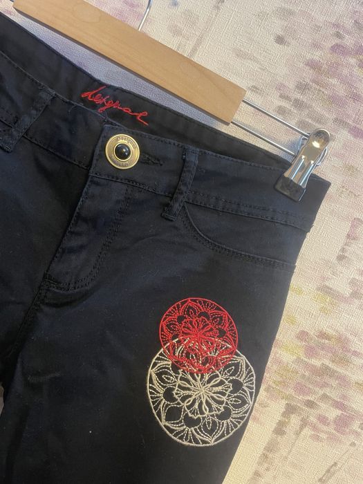 Pantaloni dama Desigual 26