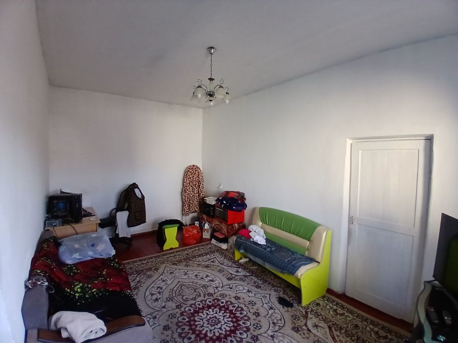 Продам пол  дома в бурундае