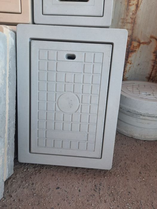 Kalodis Birrinch qoʼl.   Sex Nazarbekda