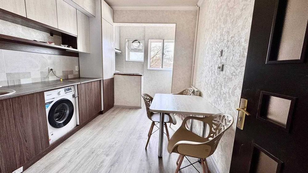 Сдаётся квартира на Ц-1 вторичка