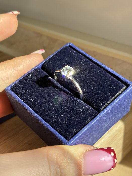 Swarovski пръстен