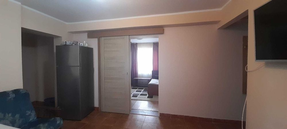 Vindem apartament 3 camere zona scoala 7