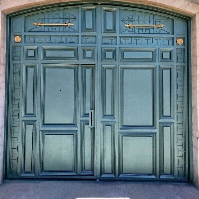 Дарвоза ва решетка краска сепамиз.