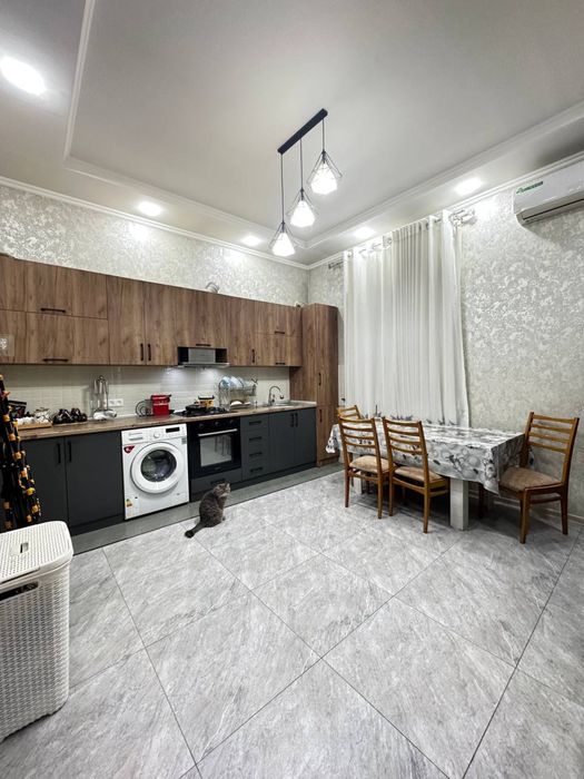 Продаётся дом на максима горького