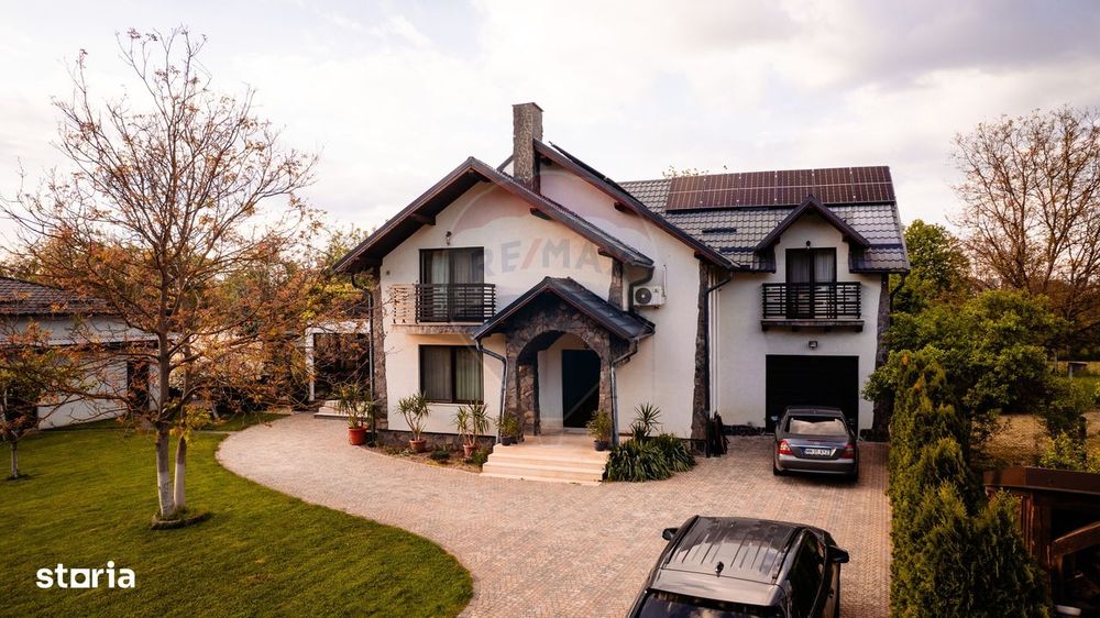 Casă / Vilă cu 6 camere de vânzare în zona Ultracentral