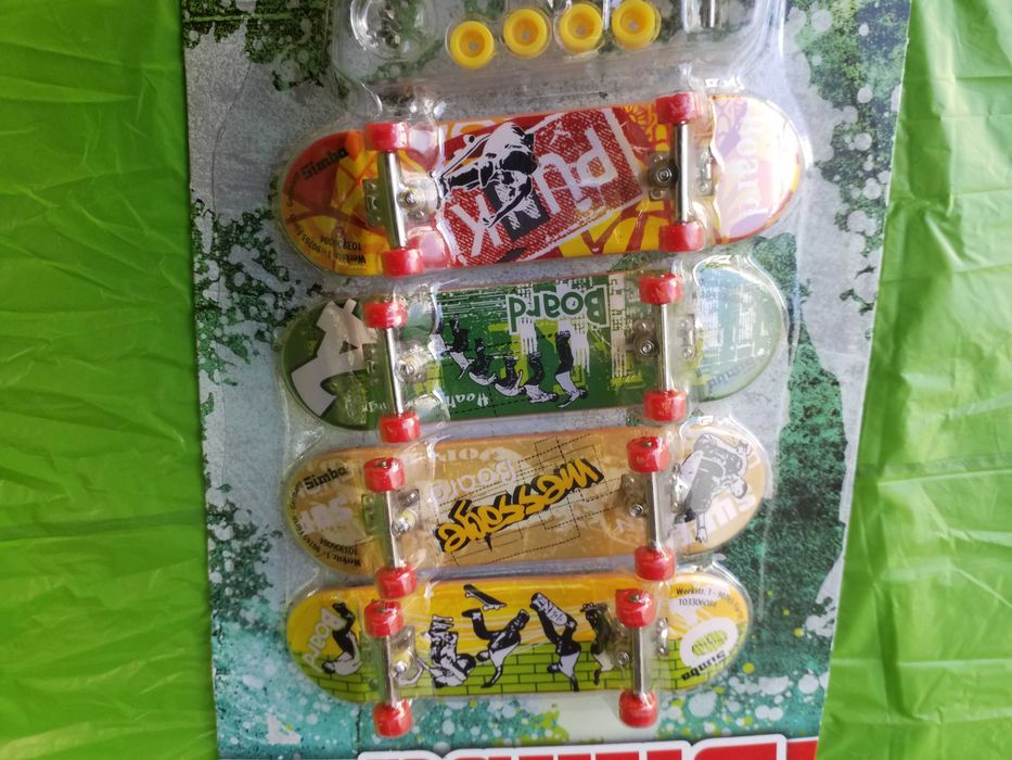 X-treme Simba Finger Skateboard