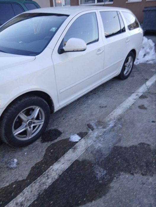 Vând Skoda Octavia 3