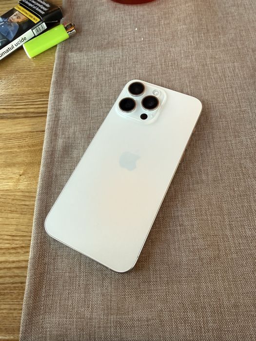 Vand Iphone 15 Pro Max