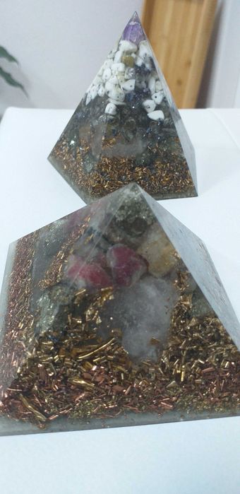 Продавам Оргонити