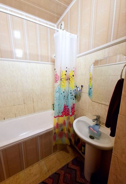 Продаётся своя квартира Яшнабад