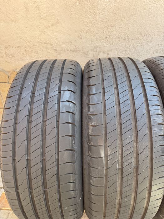 Автомобилни гуми 205 55 16 Goodyear