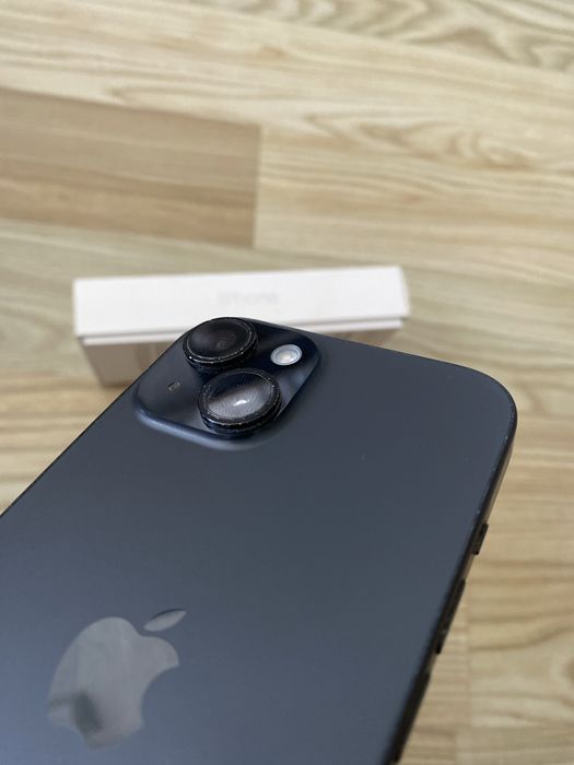 iPhone 15 , memorie 128 GB