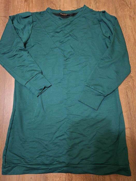 Туника в тъмно-зелен цвят