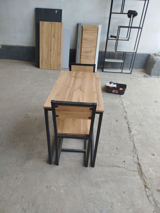 Parta va stul loftdan