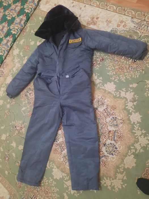 Продам спец одежды зимные