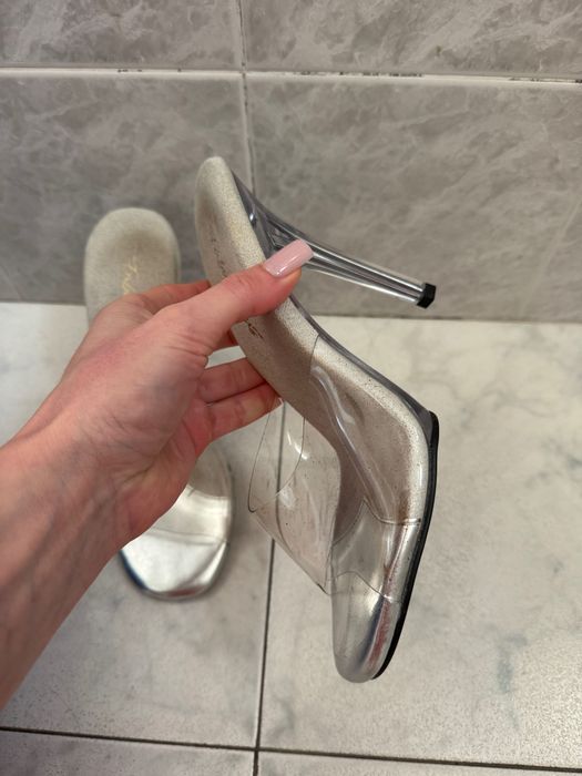 Бикини фитнес токчета за ifbb федерация