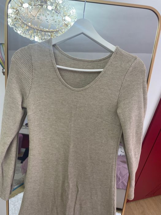 Продам платье коричневое