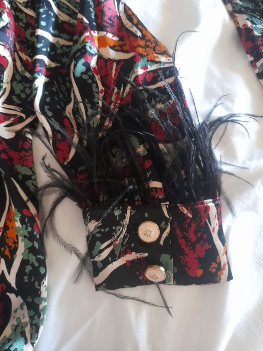 Брючный красивый костюм