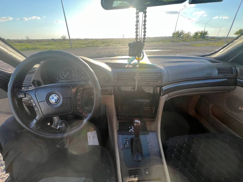 BMW 728 I (Синий Металлик)
