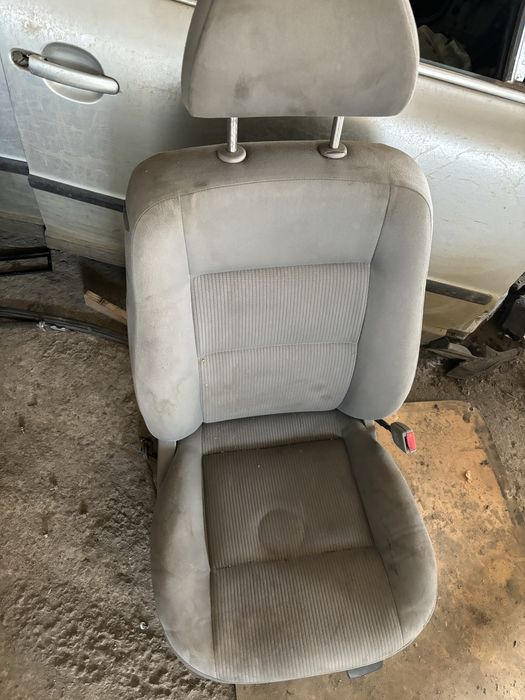 Scaun fata dreapta/pasager Vw Passat b5.5