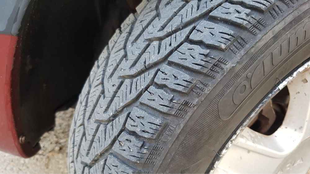 Dacia Logan,an 2006,benzina +gpl,taxe la zi