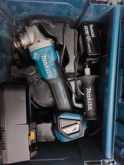 Flex makita dga513